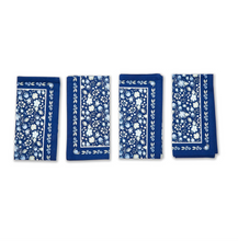 Load image into Gallery viewer, Blue Floral Napkin Set