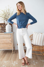 Load image into Gallery viewer, PUFF SLEEVE CREWNECK