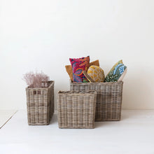 Load image into Gallery viewer, Rattan Basket w Handle