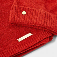 Load image into Gallery viewer, Boxed Hat Scarf