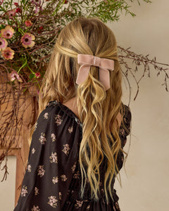 Velvet Bow