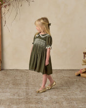 Load image into Gallery viewer, Velvet Bow
