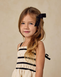 Velvet Bow