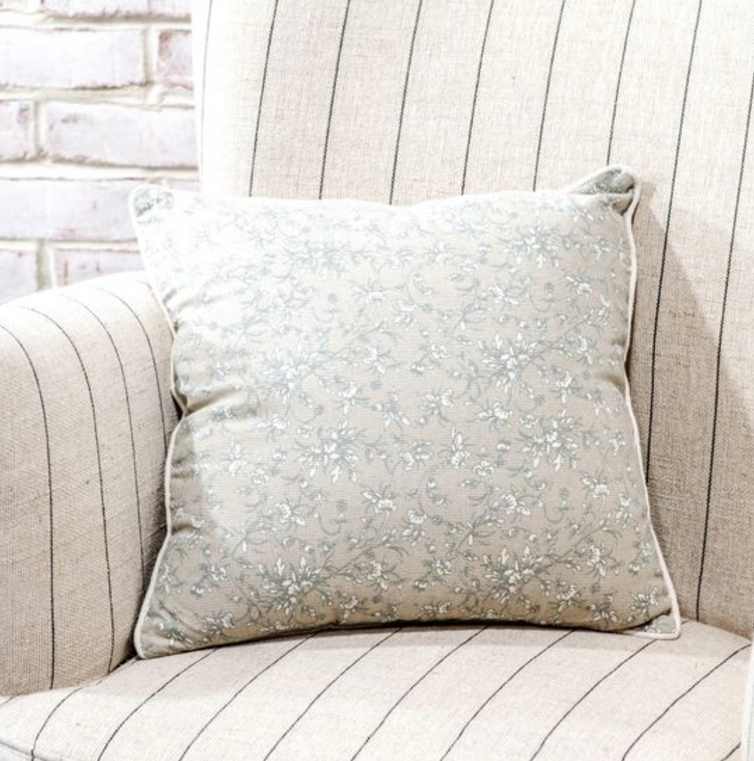 FLORAL PILLOW