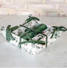 Load image into Gallery viewer, Towel Gift Sets
