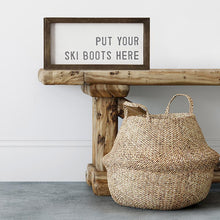 Load image into Gallery viewer, Ski Boots Frame
